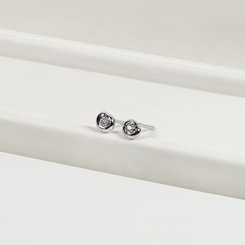 银色925纯银圆形耳环/925银 轻珠宝 针式耳环 白K金色 纯银耳环 - 耳环/耳夹 - 纯银 银色