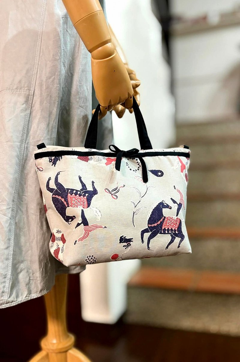 【日本名师布料】随行散步拉链包_手提斜背两用包#马戏团 - 侧背包/斜挎包 - 棉．麻 