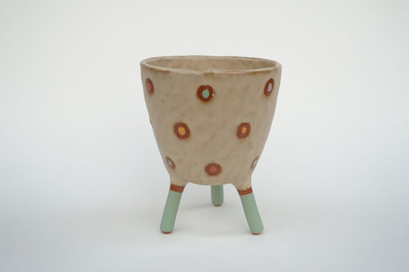 3 legged plant pot ,legged standing plant pot, succulent pot, pinch pot, ceramic - 花瓶/陶器 - 陶 多色