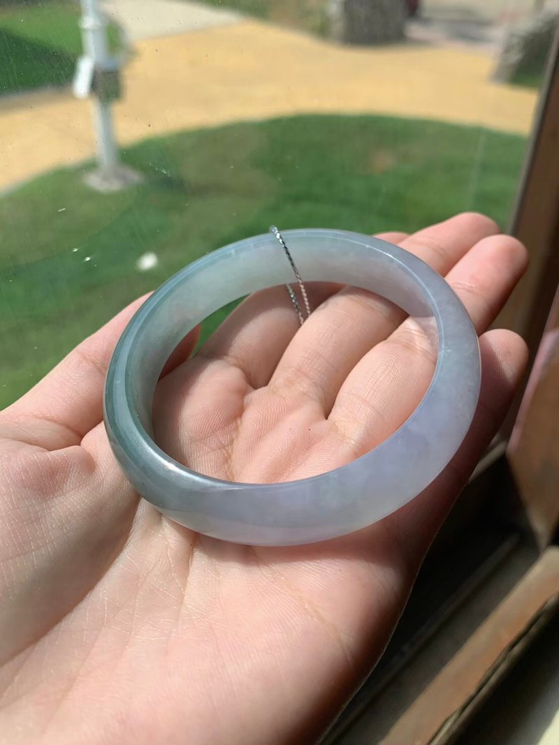 丨幽兰丨糯冰种椿带彩翡翠手镯 圈口55.9 缅甸玉A货 - 手链/手环 - 玉石 紫色