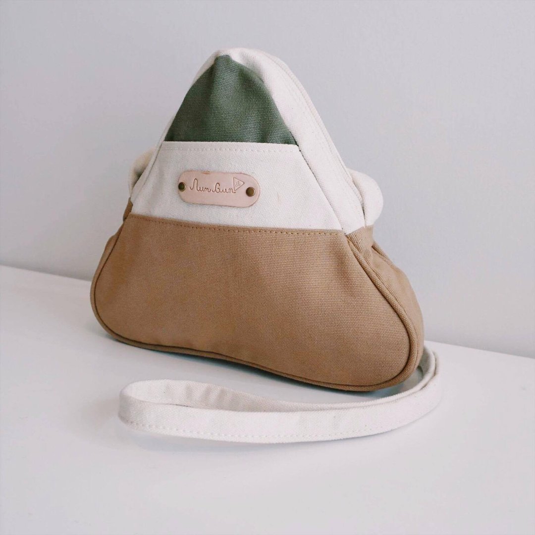 mini crossbody triangle bag small size white,brown,army green colour - 侧背包/斜挎包 - 其他材质 咖啡色