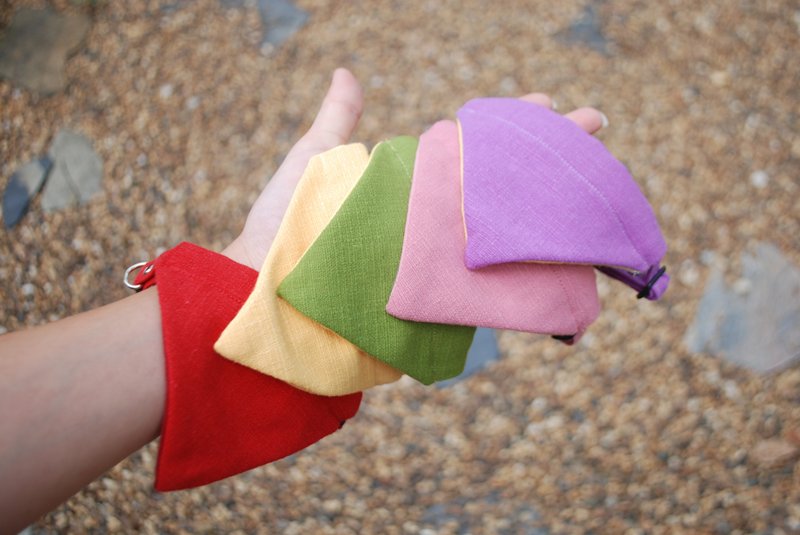 A-NI collar for cats and dogs Triangular flag model (size S) - 项圈/牵绳 - 棉．麻 多色