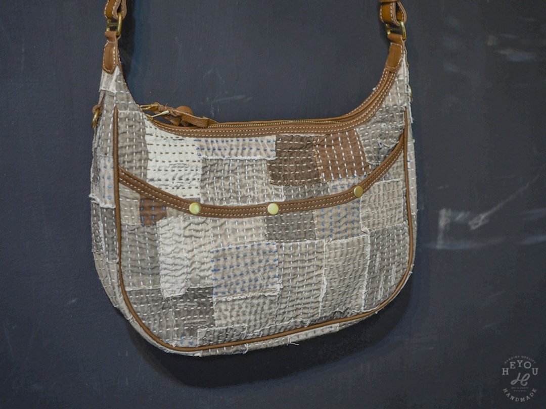 Easy Hobo Bag 随身包 - Boro Patch Brown 褴褛拼布棕 - 侧背包/斜挎包 - 棉 多色