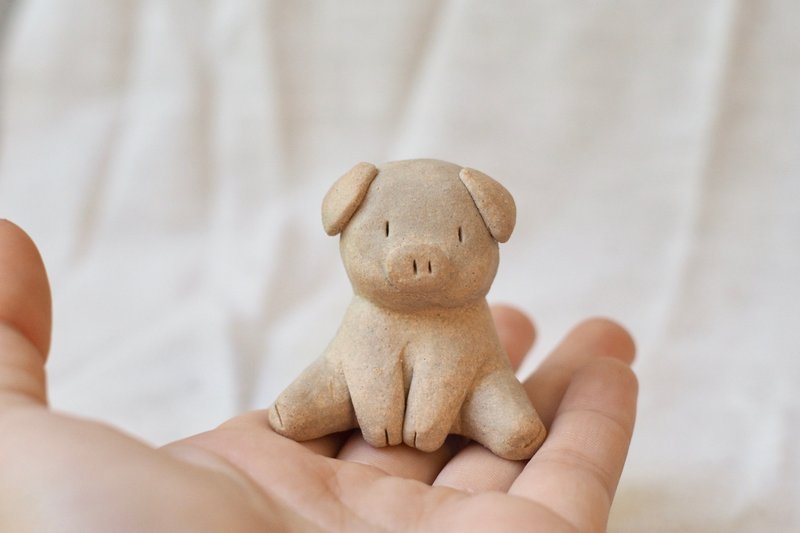 หมูน้อยเซรามิค / GapN studio - 摆饰 - 陶 咖啡色