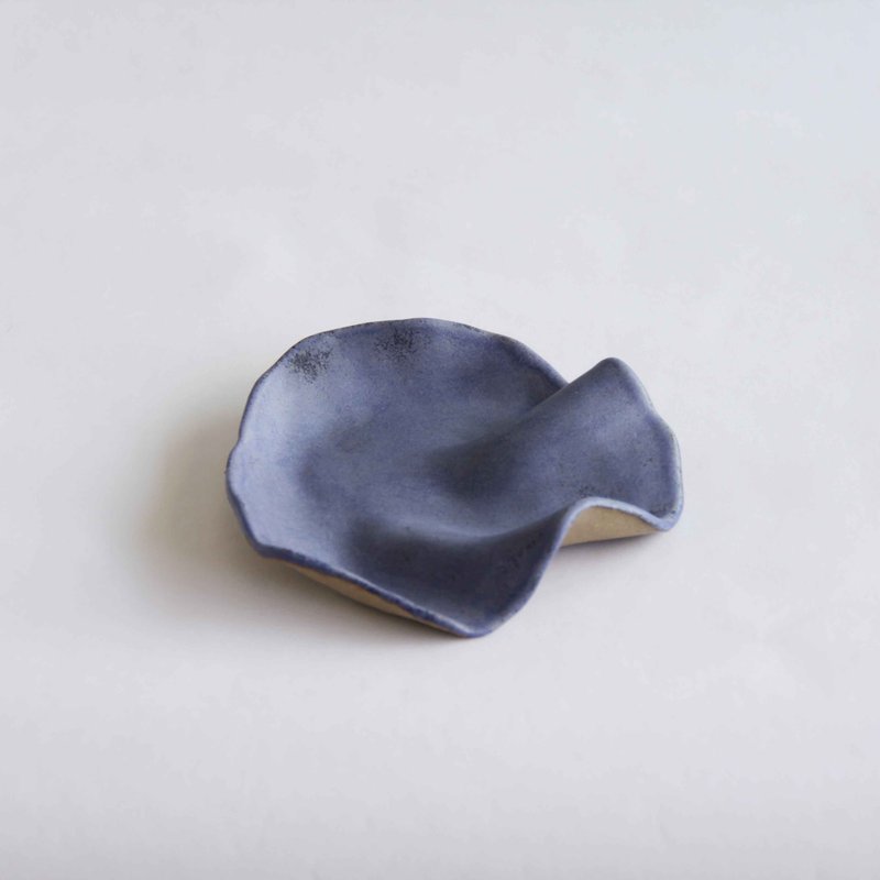 Handmade Ceramic Jewellery Dish - Matte Cornflower Blue - 花瓶/陶器 - 陶 蓝色