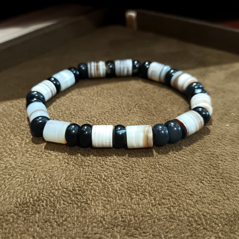 珠串设计手链 条纹玛瑙/伸缩方便穿戴 - 手链/手环 - 其他材质 黑色