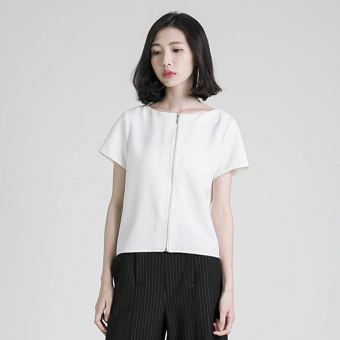 Spring 春光前后两穿上衣_8SF006_米白 - 女装上衣 - 棉．麻 白色