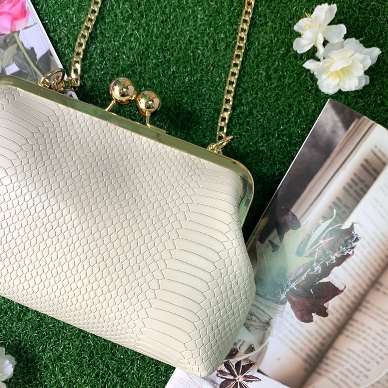 真皮口金手袋  (白) - 侧背包/斜挎包 - 真皮 白色