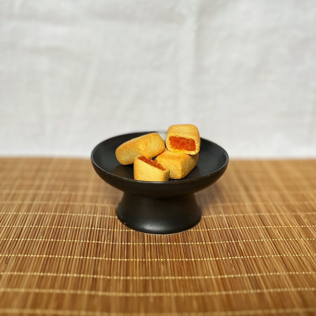 【玫泥手作】凤梨酥黏土仿真模型/摆饰 - 摆饰 - 粘土 黄色