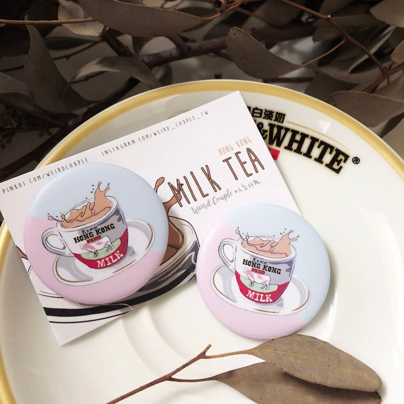 香港特色 黑白杯奶茶 插画马口铁胸章 胸针一个 - 胸针 - 其他金属 多色