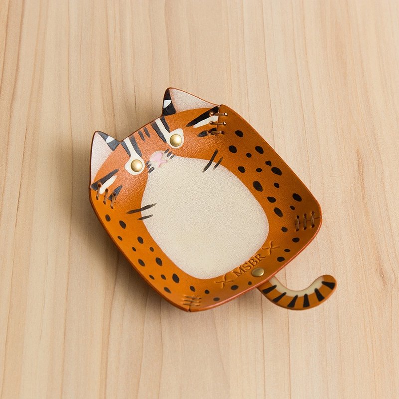 手绘皮革收纳置物盘(石虎) - 浅碟/小碟子 - 真皮 橘色