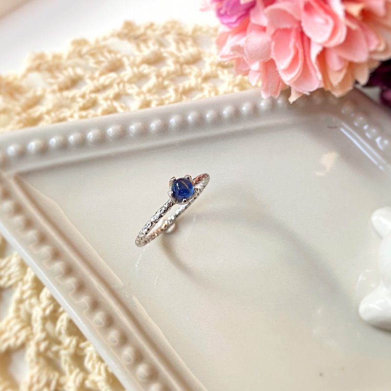 K金蛋面蓝宝波光戒指 / 定制珠宝  / 轻珠宝 - 戒指 - 贵金属 