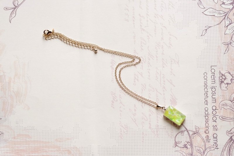 树脂艺术 长方形坠饰・向日葵 - 项链 - 树脂 黄色