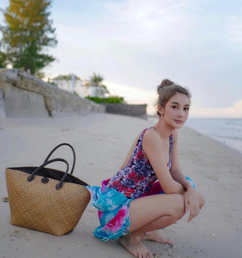 Moto suit 連體泳衣 / 玫瑰 花 打印 - 女装泳衣/比基尼 - 聚酯纤维 多色