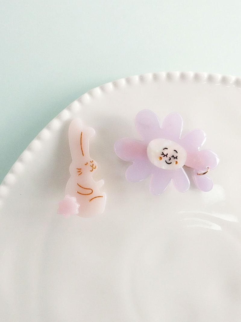 微笑小花鸭嘴夹 棉球尾粉色鸭嘴夹 发夹 - 发饰 - 其他材质 