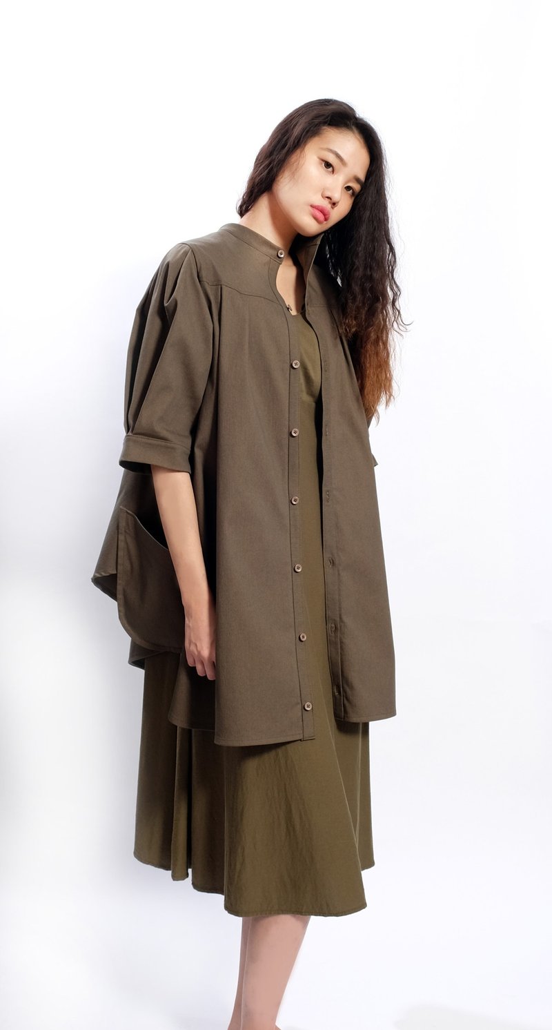 【 多穿立领五分袖打折口袋上衣外套_素色设计款_墨绿色】 - 女装西装外套/风衣 - 棉．麻 卡其色