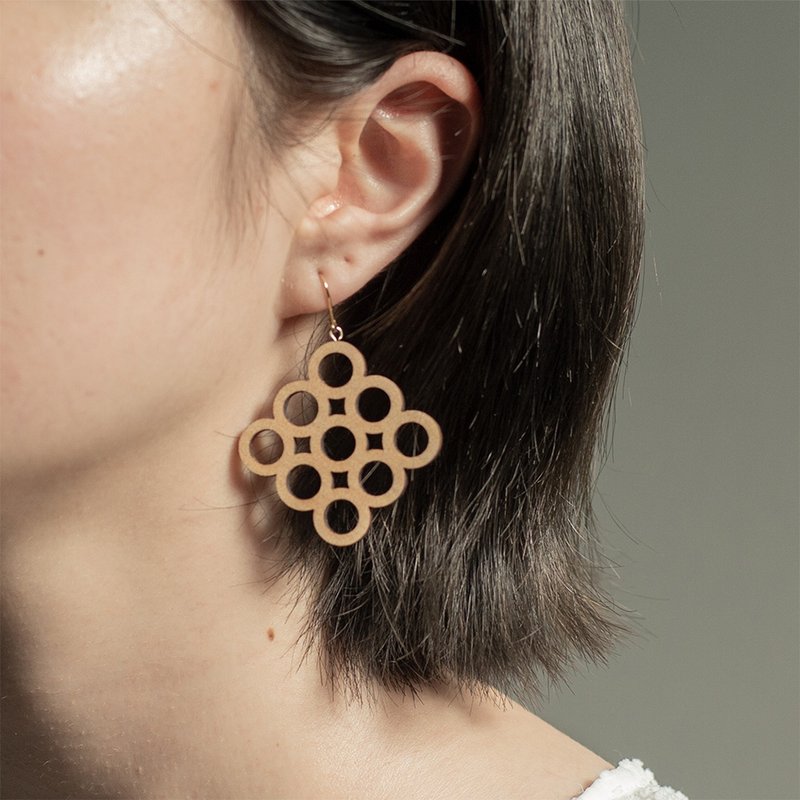 pierce circle / Maru pierced earrings - 耳环/耳夹 - 木头 