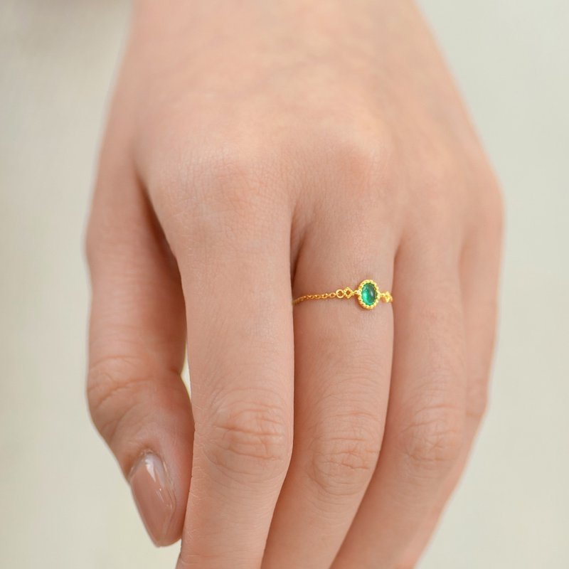 蛋面祖母绿18K錬戒 拜占庭风格 - 戒指 - 宝石 绿色