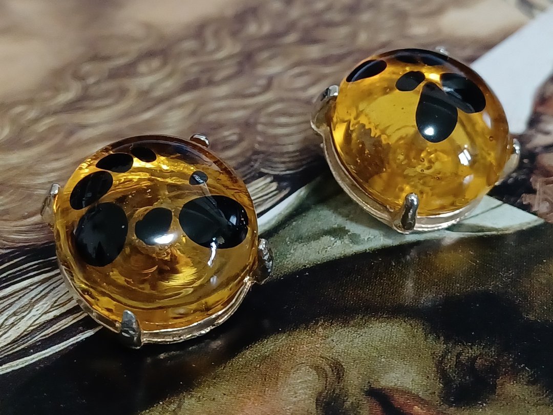 vintage jewelry  古董夹式耳环 透明仿琥珀半球体 - 耳环/耳夹 - 其他金属 