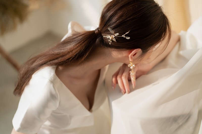 新娘头饰//  Puff 杏色树脂花朵发饰 - 发饰 - 其他材质 多色