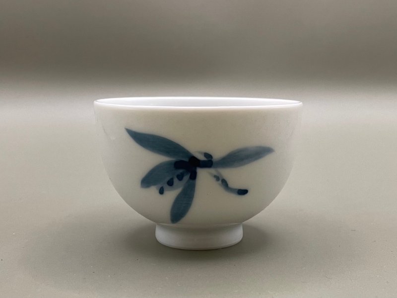 兰花图茶杯7.5cm - 茶具/茶杯 - 瓷 白色