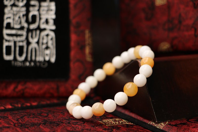 天然半玉化8mm砗磲念珠 缅甸黄玉隔珠 佛珠 佛教七宝 手链 定制化 - 手链/手环 - 珍珠 