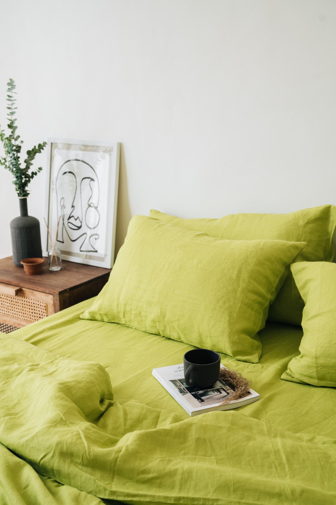 Chartreuse green linen pillowcase / Green pillow cover / Euro, American size - 寝具 - 亚麻 绿色