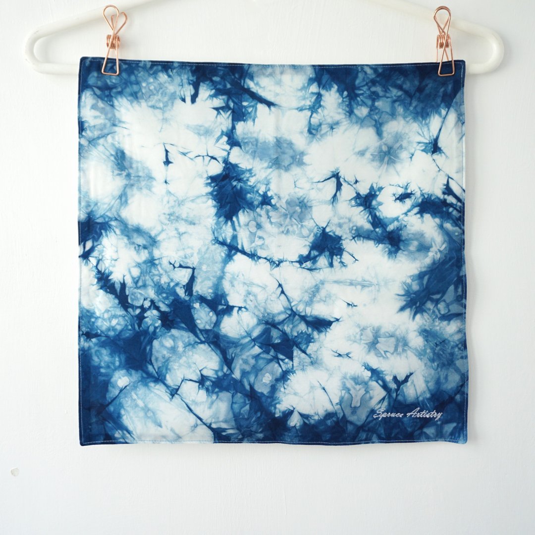 S.A x Ink Painting/ Blue Bells 蓝染水墨画|蓝铃花刺绣logo桌巾 - 餐垫/桌巾 - 棉 蓝色