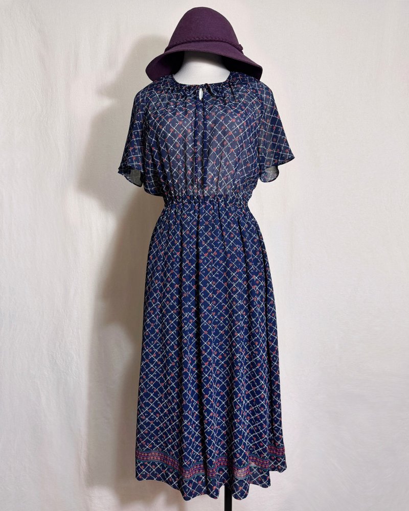 花朵格纹宽袖古着洋装/ 国外带回 VINTAGE - 洋装/连衣裙 - 聚酯纤维 蓝色