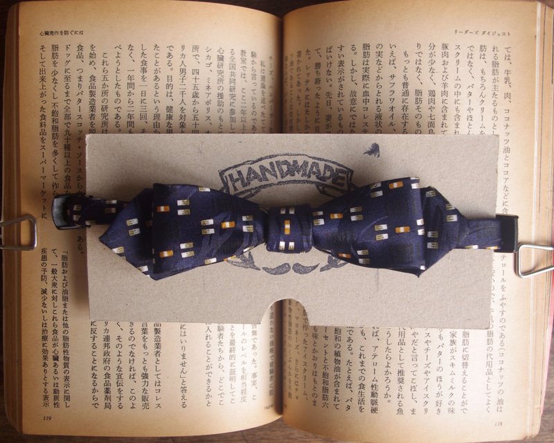 Papa's Bow Tie- 古董布花领带改制手工领结-暗夜蓝星宸-窄版 - 领带/领带夹 - 其他材质 蓝色