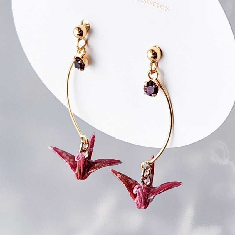 樱花图案纸鹤与小巧爪钻的日式耳针/耳夹│红色 - 耳环/耳夹 - 纸 红色