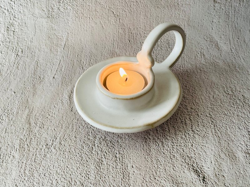 手持烛台-厚白 - 蜡烛/烛台 - 陶 白色
