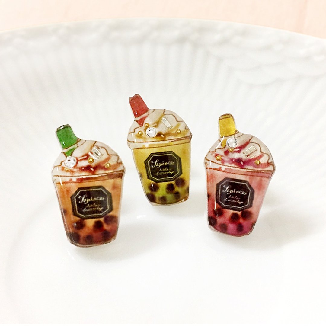 Tapioca milktea earring - 耳环/耳夹 - 塑料 咖啡色