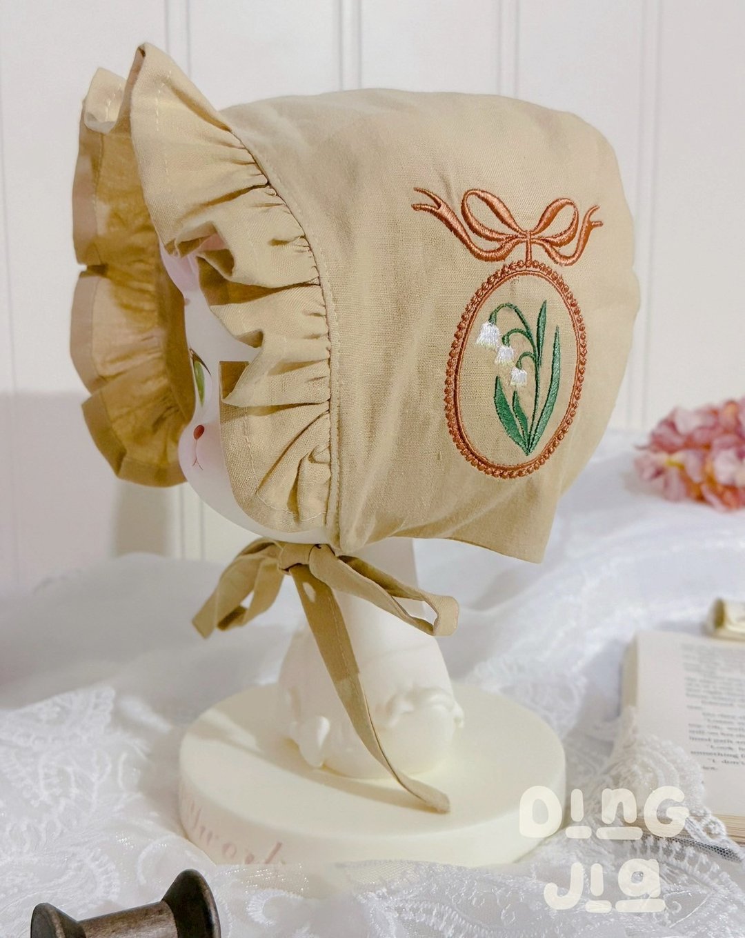 【法式古董帽 - 刺绣款】婴儿帽 婴儿包头帽  弥月礼 婴儿手作 - 婴儿帽/发带 - 棉 卡其色