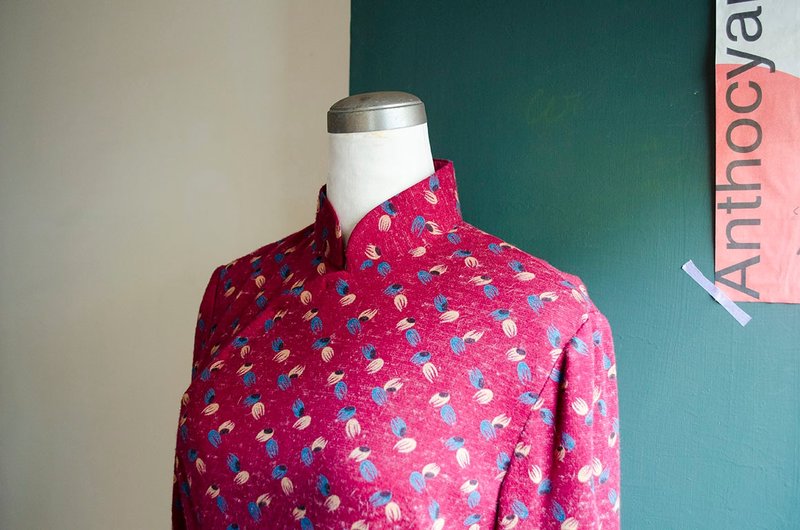 酒红混羊毛椭圆小花手工古董旗袍/钟情绸缎庄 | vintage莞洱古着 - 洋装/连衣裙 - 羊毛 