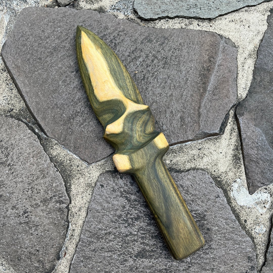 我贩剑　妖刀　邻林栖　绿檀收藏艺品　匕首木刀小刀　魔剑纸镇 - 摆饰 - 木头 绿色