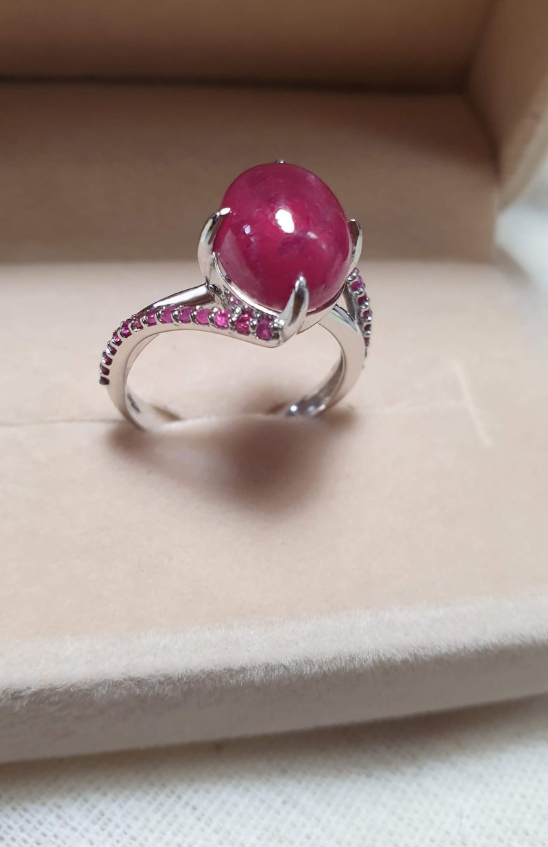 Big Ruby ring  , Silver setting .. So sweet nice lady - 戒指 - 宝石 咖啡色