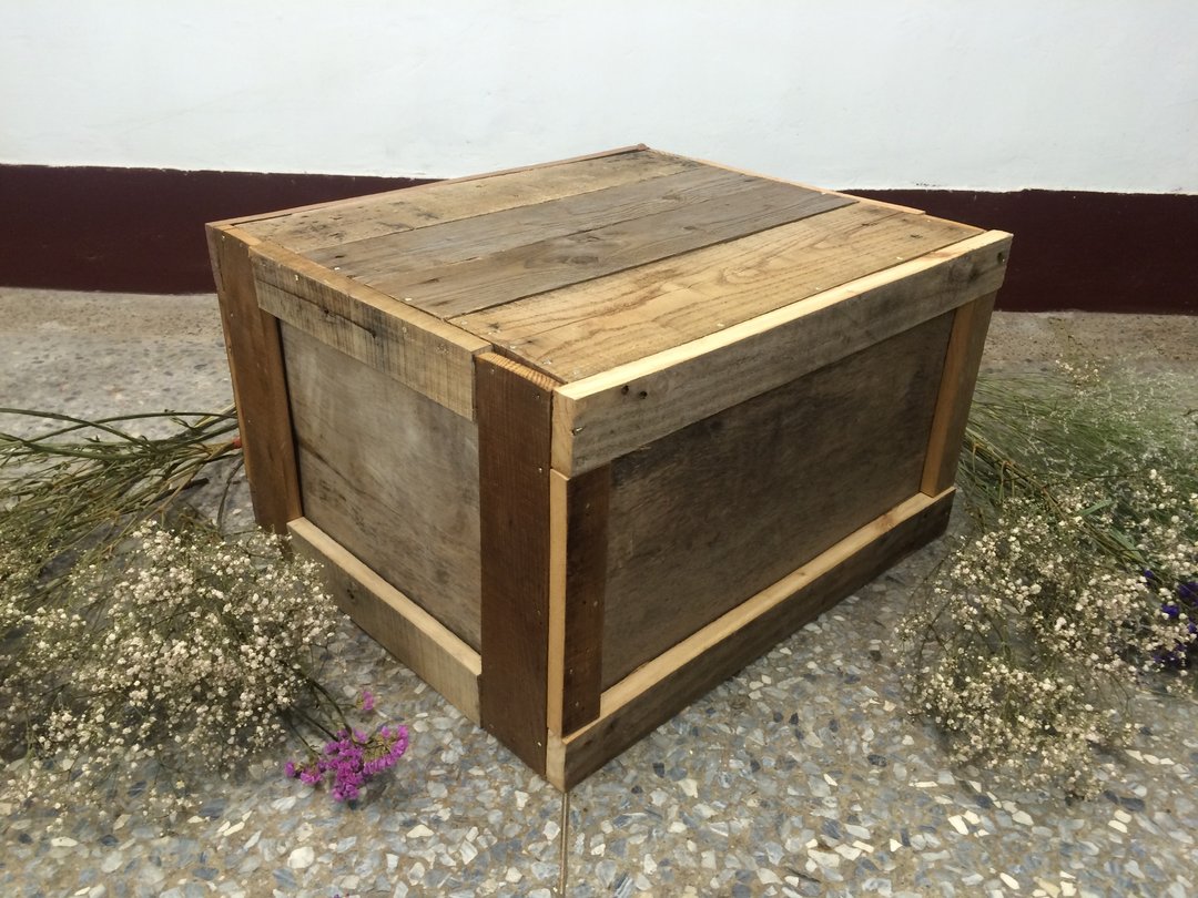 老货柜木箱木盒木柜眷村酒箱茶几木桌书柜金工业风乡村杂货zakka北欧洲风黑胶新秘婚摄影ikea咖啡多肉古道具美甲美睫美发 - 其他家具 - 木头 咖啡色