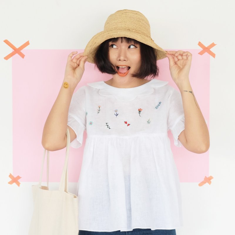 WHITE BLOSSOM - Linen blouse with Hand Embroidery - 女装上衣 - 棉．麻 白色