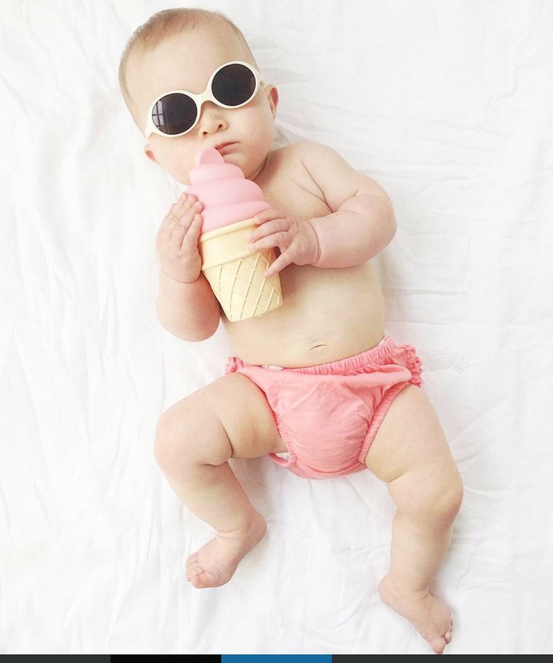 荷兰｜a Little Lovely Company ❤北欧风 疗育冰淇淋灯小夜灯-草莓粉红 - 灯具/灯饰 - 塑料 粉红色