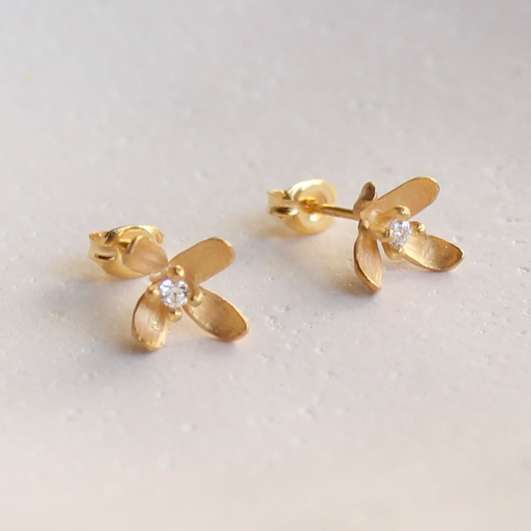 Jumpseed studs pierce - 耳环/耳夹 - 贵金属 金色
