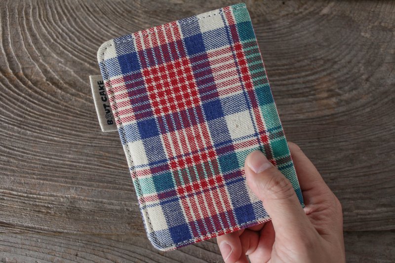 Brut Cake  - 纯手工纺织古布护照夹 (4) 口袋可收纳sim卡和插针 - 护照夹/护照套 - 棉．麻 