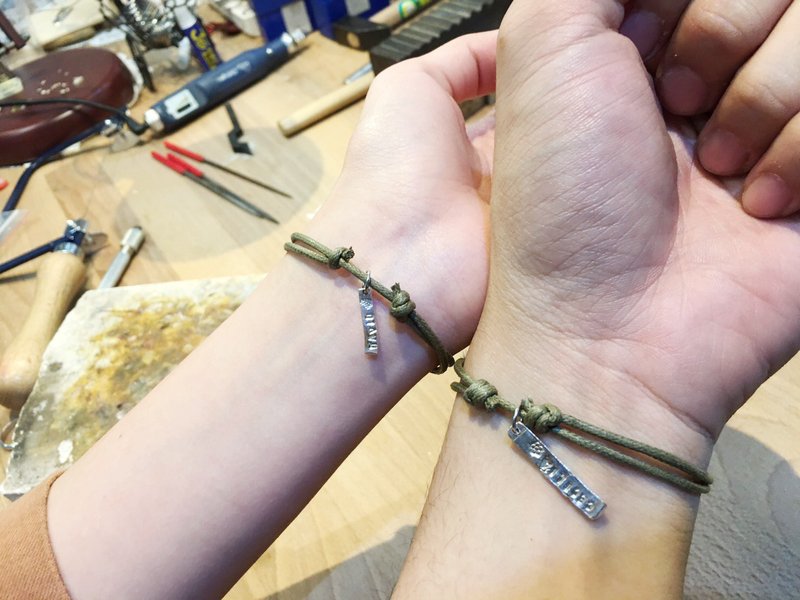 新崛江教室/纯银圆盘/军牌皮绳手环亲子/情侣/闺蜜 - 金工/饰品 - 银 