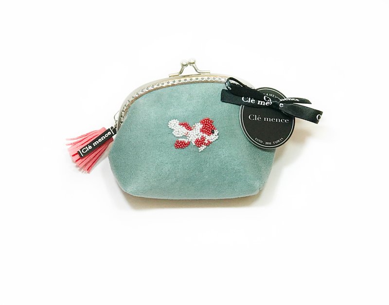 金鱼缝珠手工限量拱型口金包（此款含链子） - 零钱包 - 聚酯纤维 蓝色