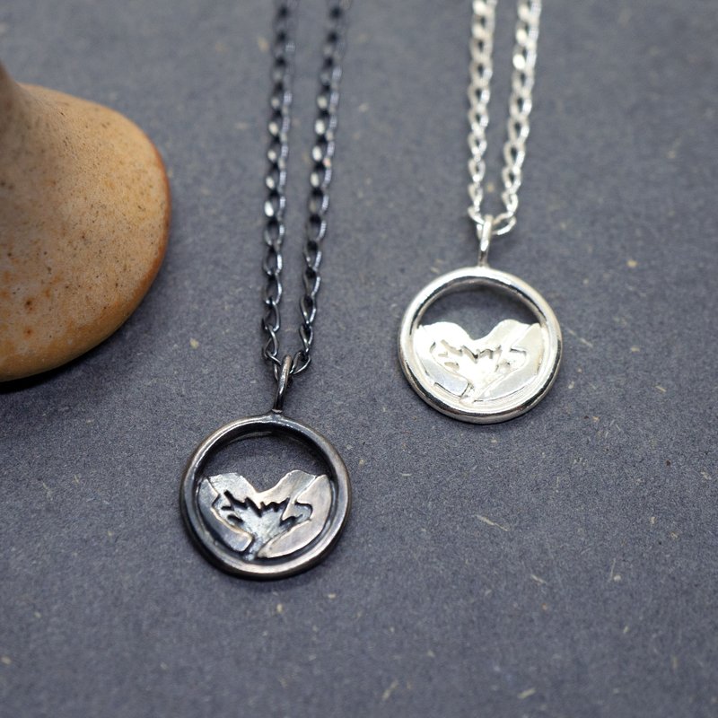 台湾百岳【迷你雪山圈谷】925纯银手工项链 送礼 情人节礼物 - 项链 - 纯银 银色