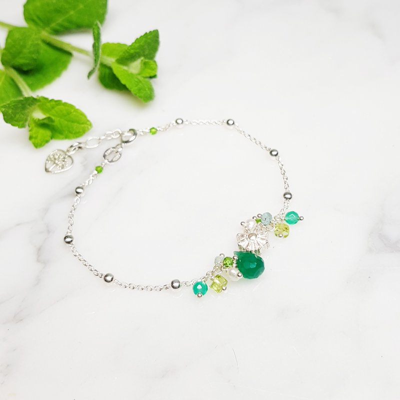 优雅小妞系列~绿玛瑙 / 橄榄石纯银手链 Green Agate 免费【圣诞 - 手链/手环 - 宝石 绿色