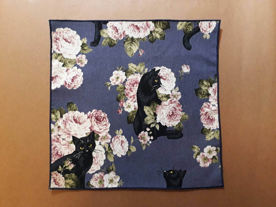 黑猫花卉 口袋巾 - 领结/领巾 - 棉 