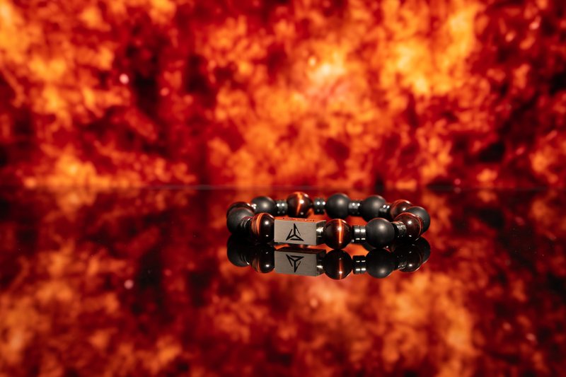 【熔岩】 |  火山石 | 红虎眼石 | 水晶手链 - 手链/手环 - 水晶 