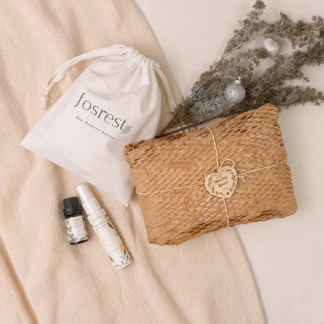 【定制化礼物】fosrest 圣诞香氛限定组 | 除臭精油喷雾+身体精油 - 香薰/精油/线香 - 精油 多色