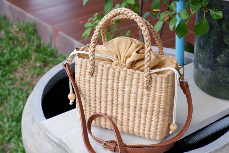 夏日限定 特制礼物 女用手提包 编织包 海滩包 - 手提包/手提袋 - 植物．花 